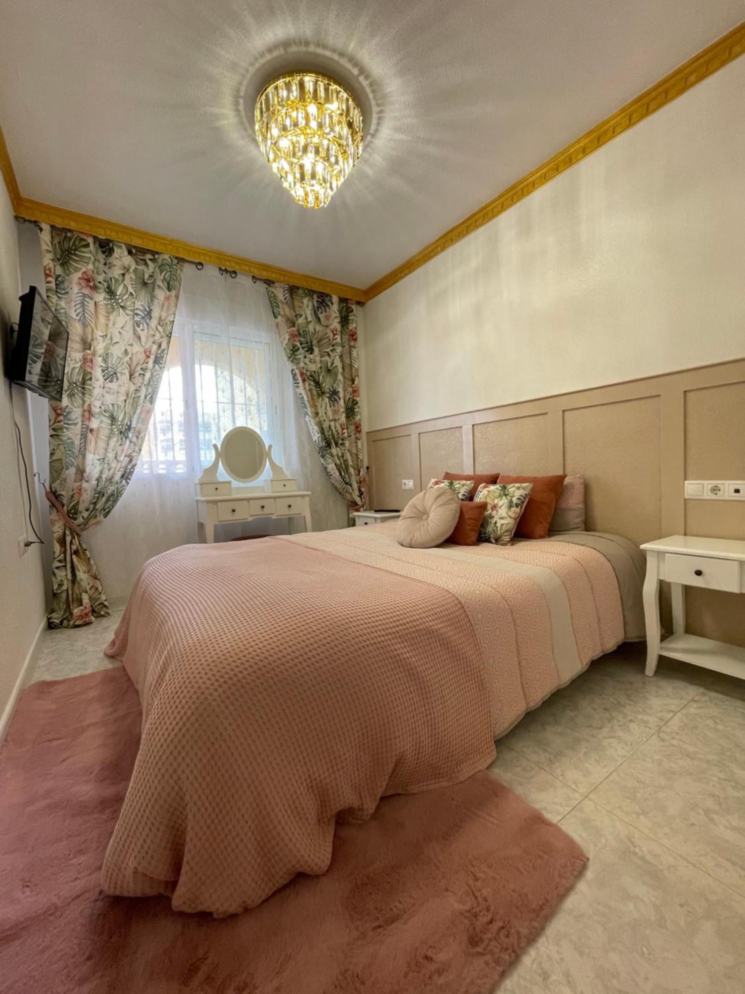 Casa Amarela Guesthouse, Algorfa Extérieur photo